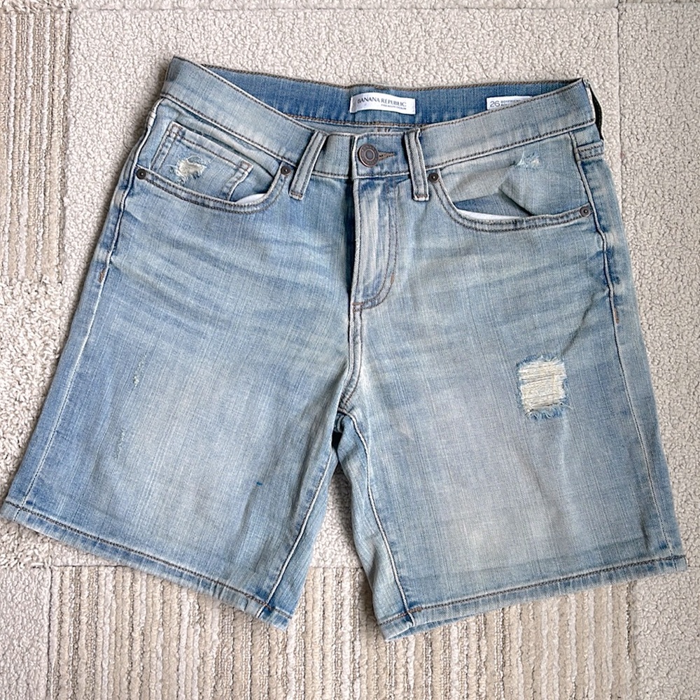 Banana republic denim boyfriend shorts